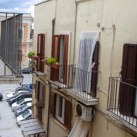 Bari In Un Click Lägenhet Exteriör bild